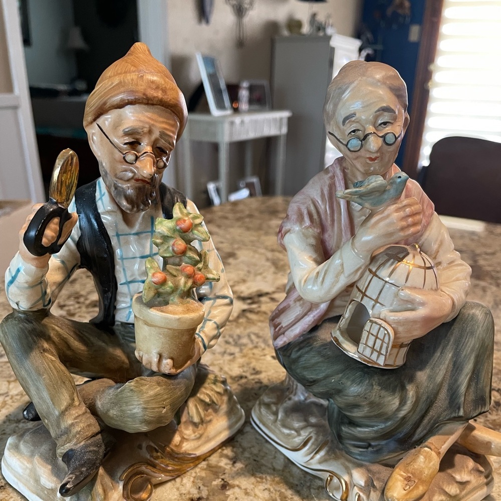 Norleans Grandma and Grandpa figurines